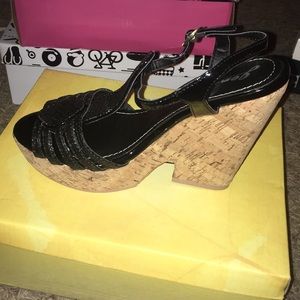 NIB gomax platform sandal
